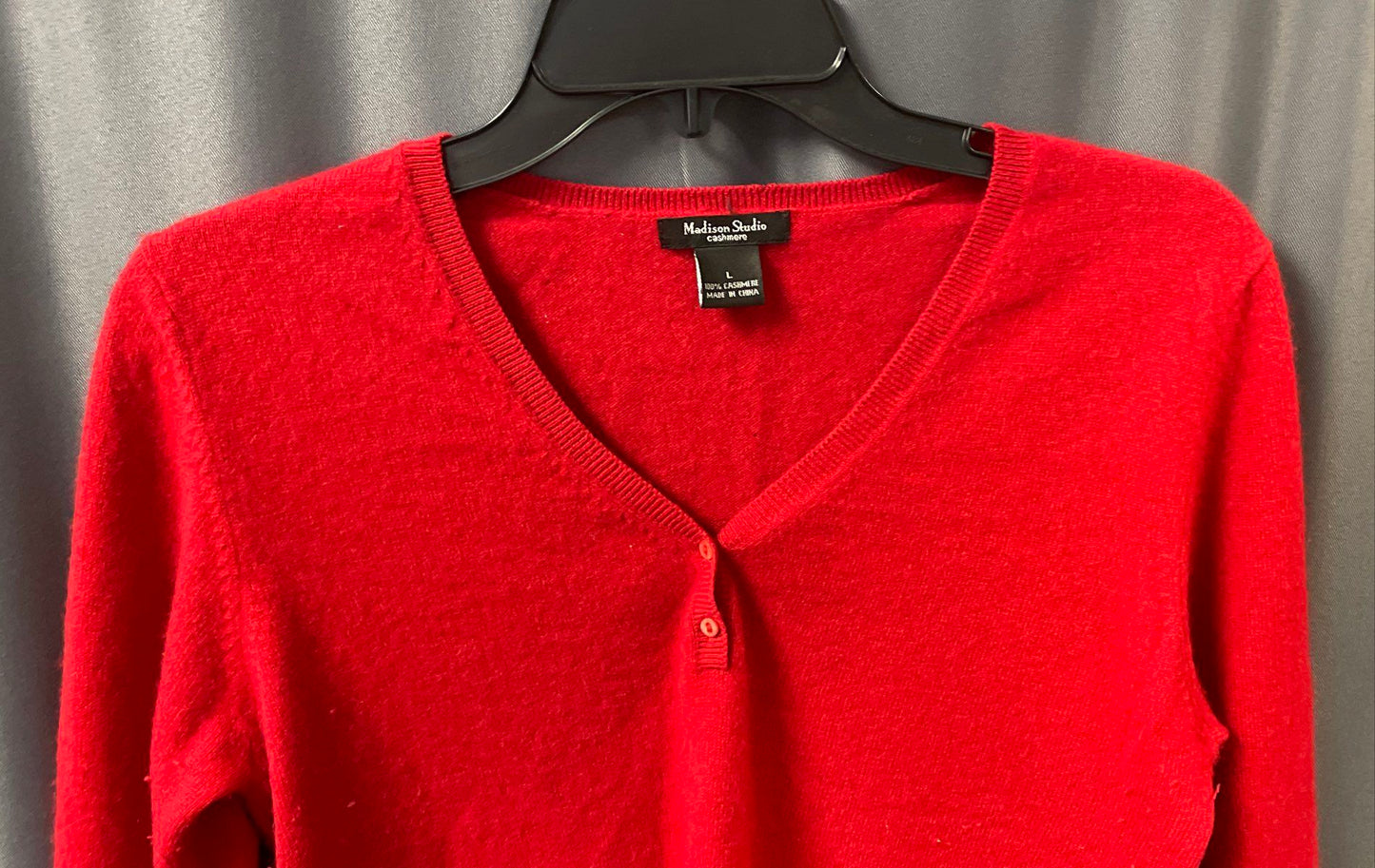 Madison Studio Women's Red 100% Cashmere V-Neck Button Henley Sweater Sz L
