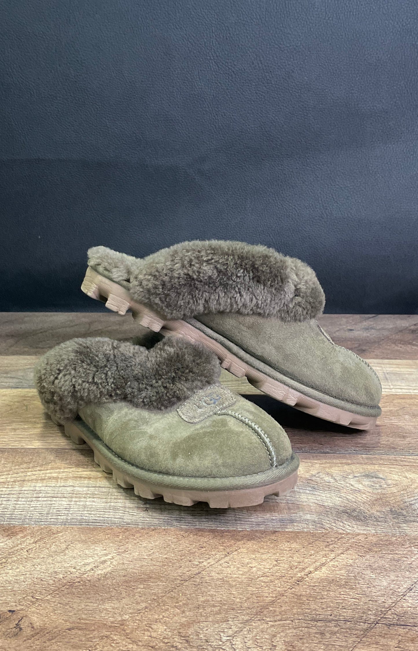 UGG Disquette Burnt Olive Suede Sheepskin Platform Slippers Women's Size 7