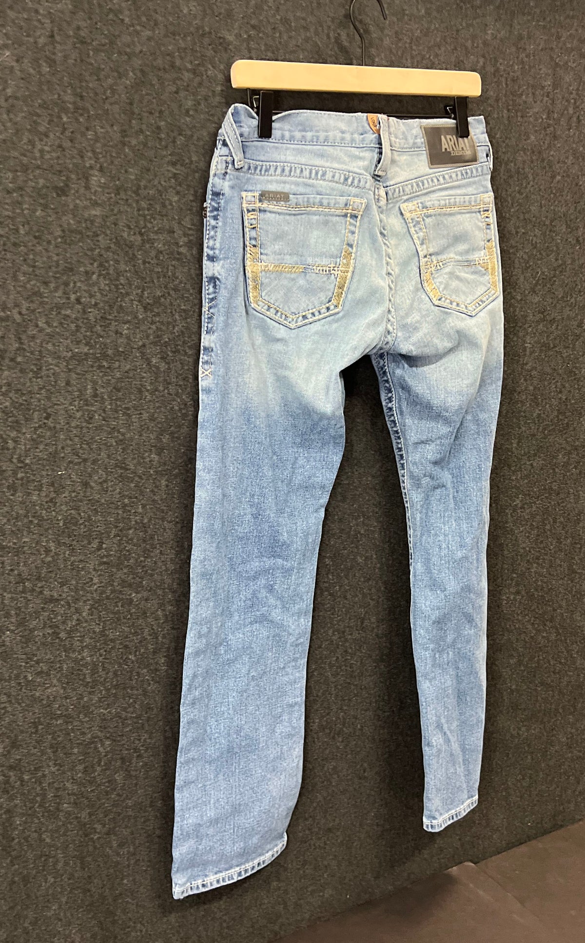 Ariat Men's M7 Slim Fit Straight Leg Light Wash Denim Jeans Size 29x30