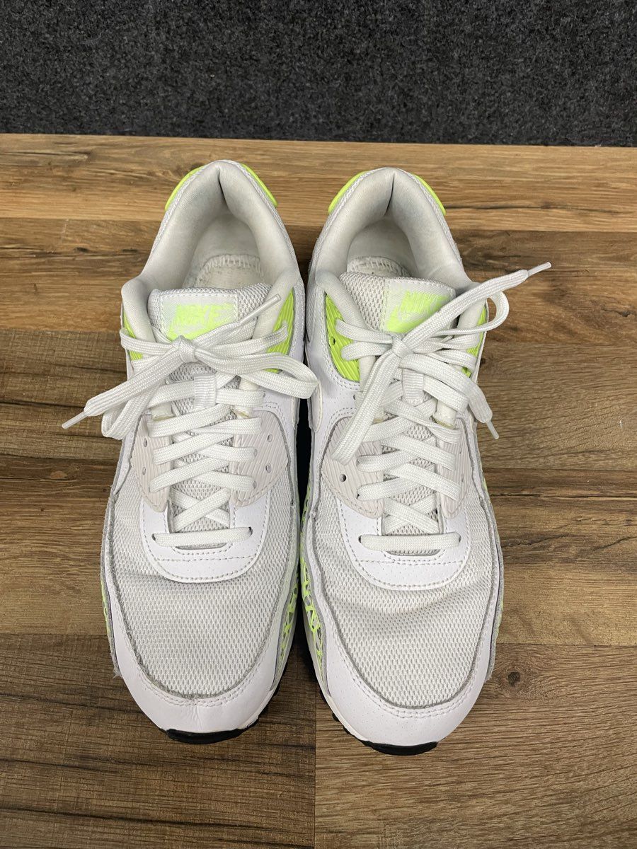 Nike Air Max 90 Premium White Ghost Green Black Women's Size 11