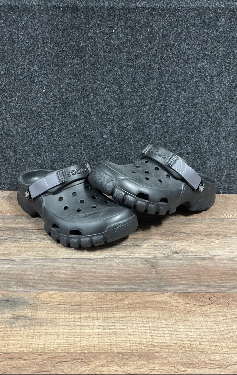 Crocs Offroad Sport Clog Black Sandals Men's 7 Women's 9