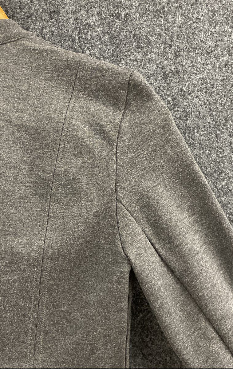 Armani Exchange Women's Gray Collarless Single Button Cropped Blazer Jacket Sz M