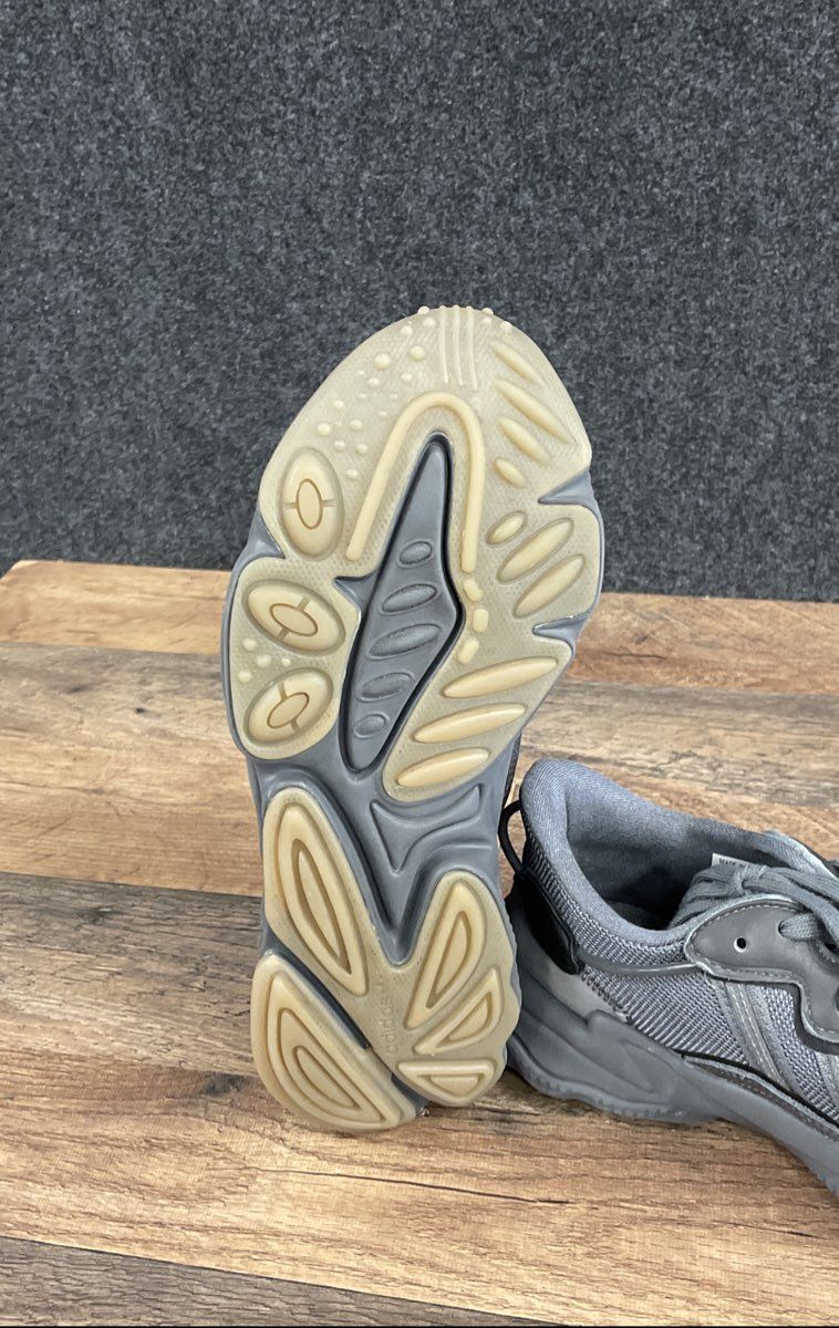 Adidas Ozweego Grey Gum Men's Lifestyle Sneakers Size 8