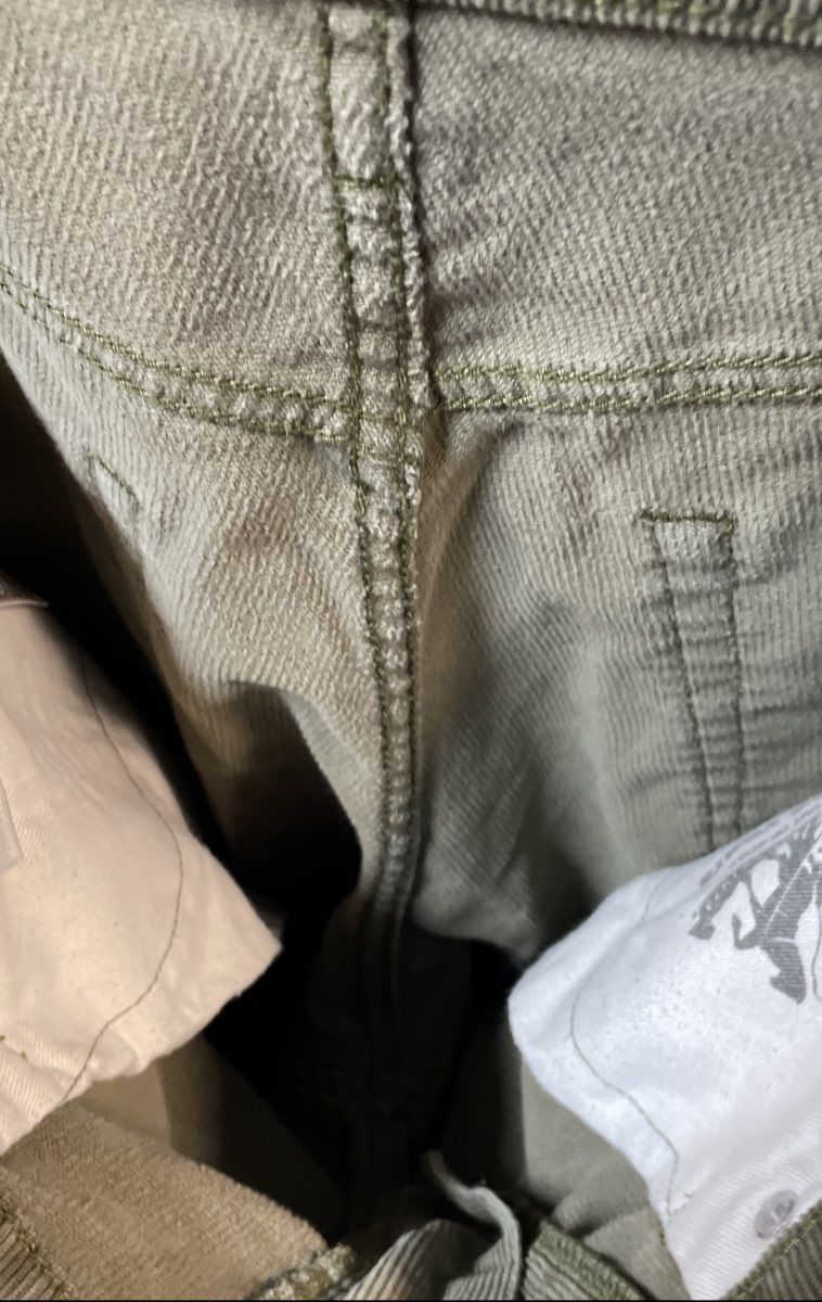 Levi's Men's 514 Slim Straight Corduroy Pants Olive Green Sz 32x34