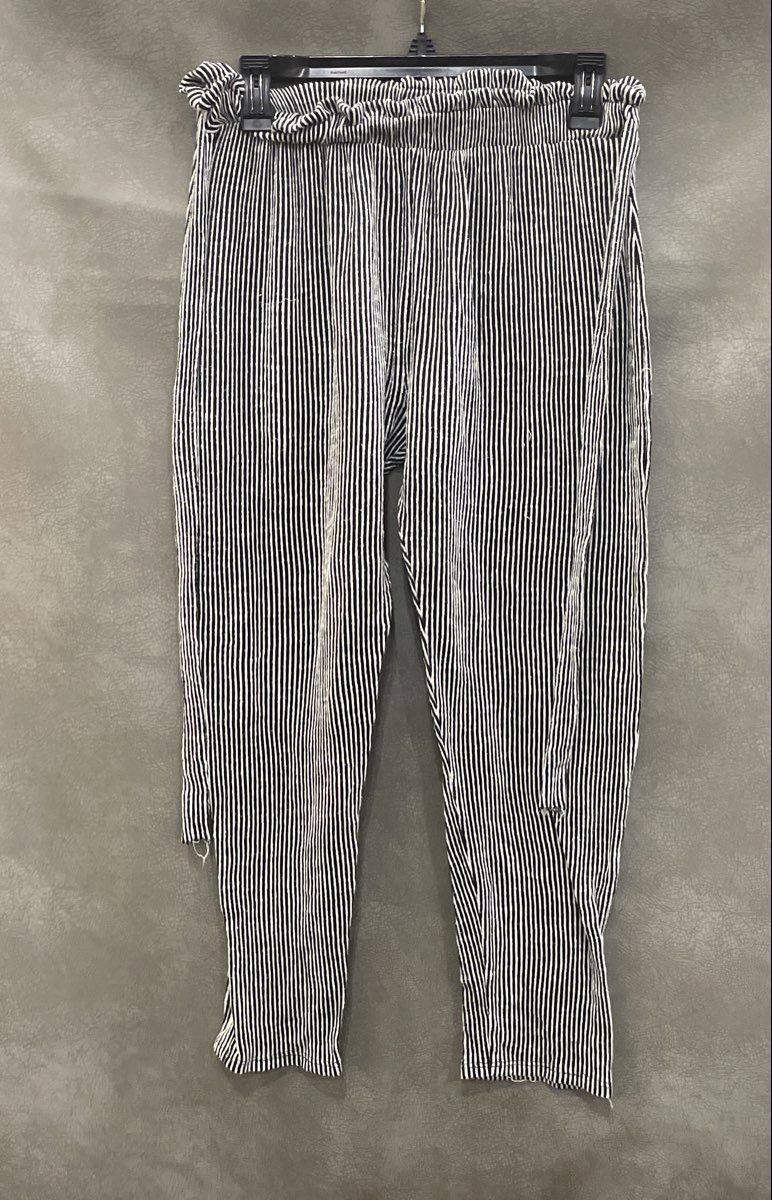 Caution to the Wind Women's Black White Striped Paperbag Waist Pants Size L