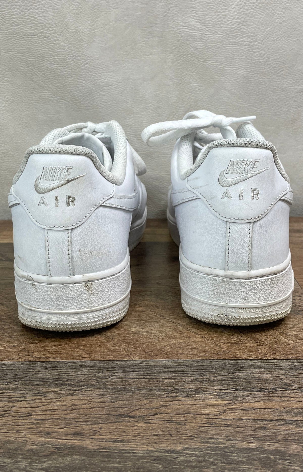 Nike Air Force 1 '07 Low Triple White Men's Sneakers Size 11 CW2288-111