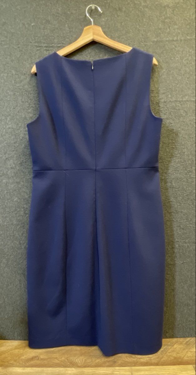 Tahari Women's Grey Navy Blue Colorblock Sheath Sleeveless Dress Sz 10