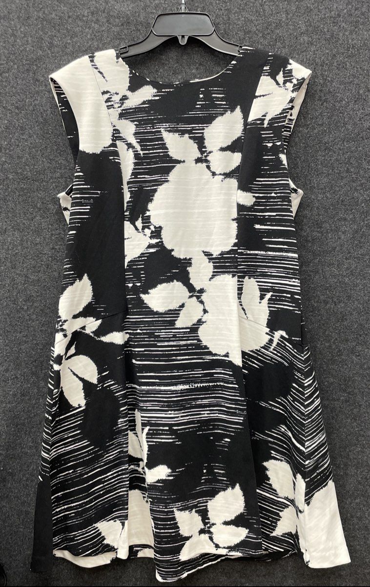 Apt. 9 Women's Black White Floral Striped Fit and Flare Dress Sleeveless XL NWT