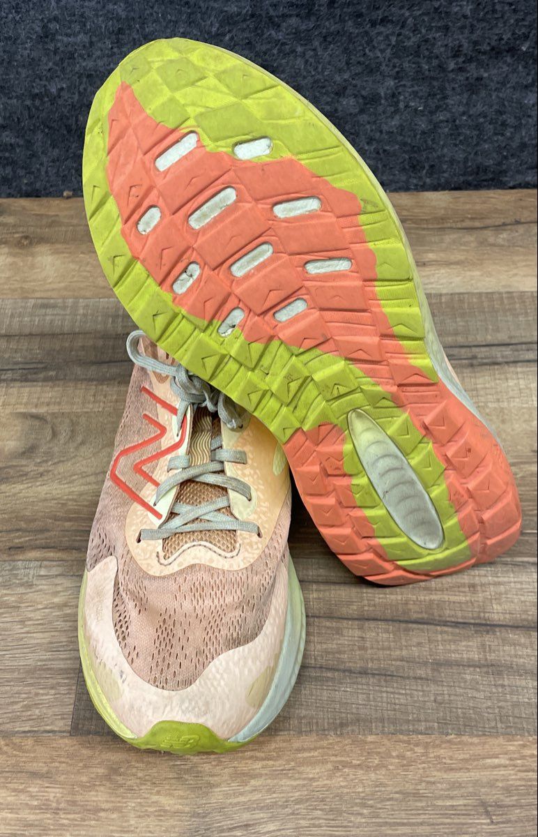 New Balance DynaSoft Nitrel v5 Salmon Pink Trail Running Shoes Women's Size 11
