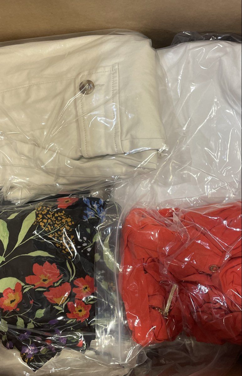 Bulk Lot 20.5 Lb Assorted Reseller Clothing Polo Carhartt Michael Kors Mixed