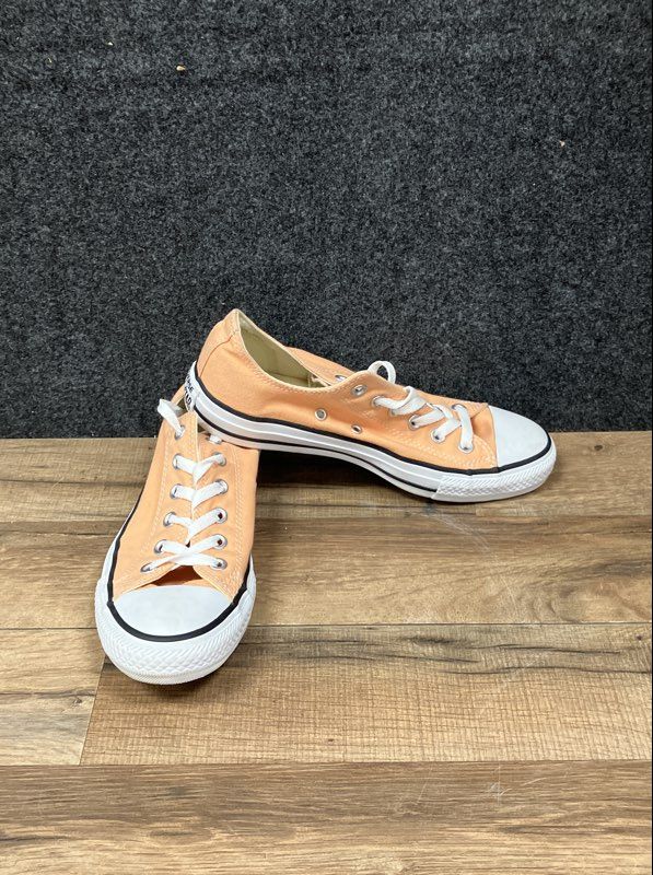 Converse Chuck Taylor All Star Low Top Peach Orange Sneakers Women's 8 Men's 6