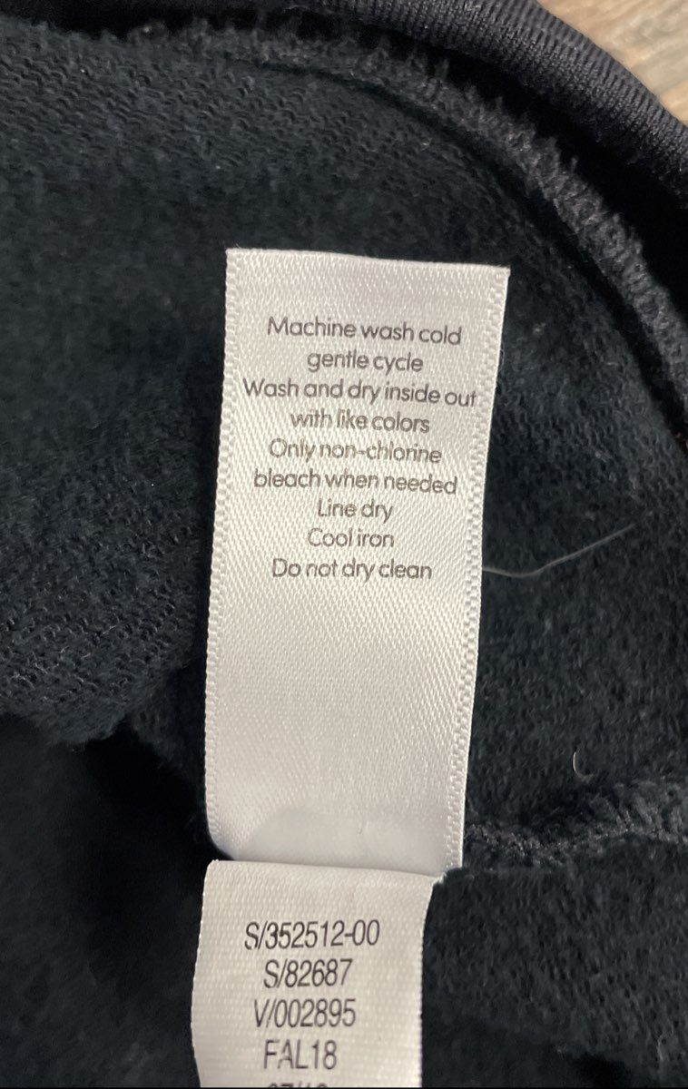 Athleta Women's Black Snappy Sweatshirt Fleece Snap Sleeve Tunic Sz M