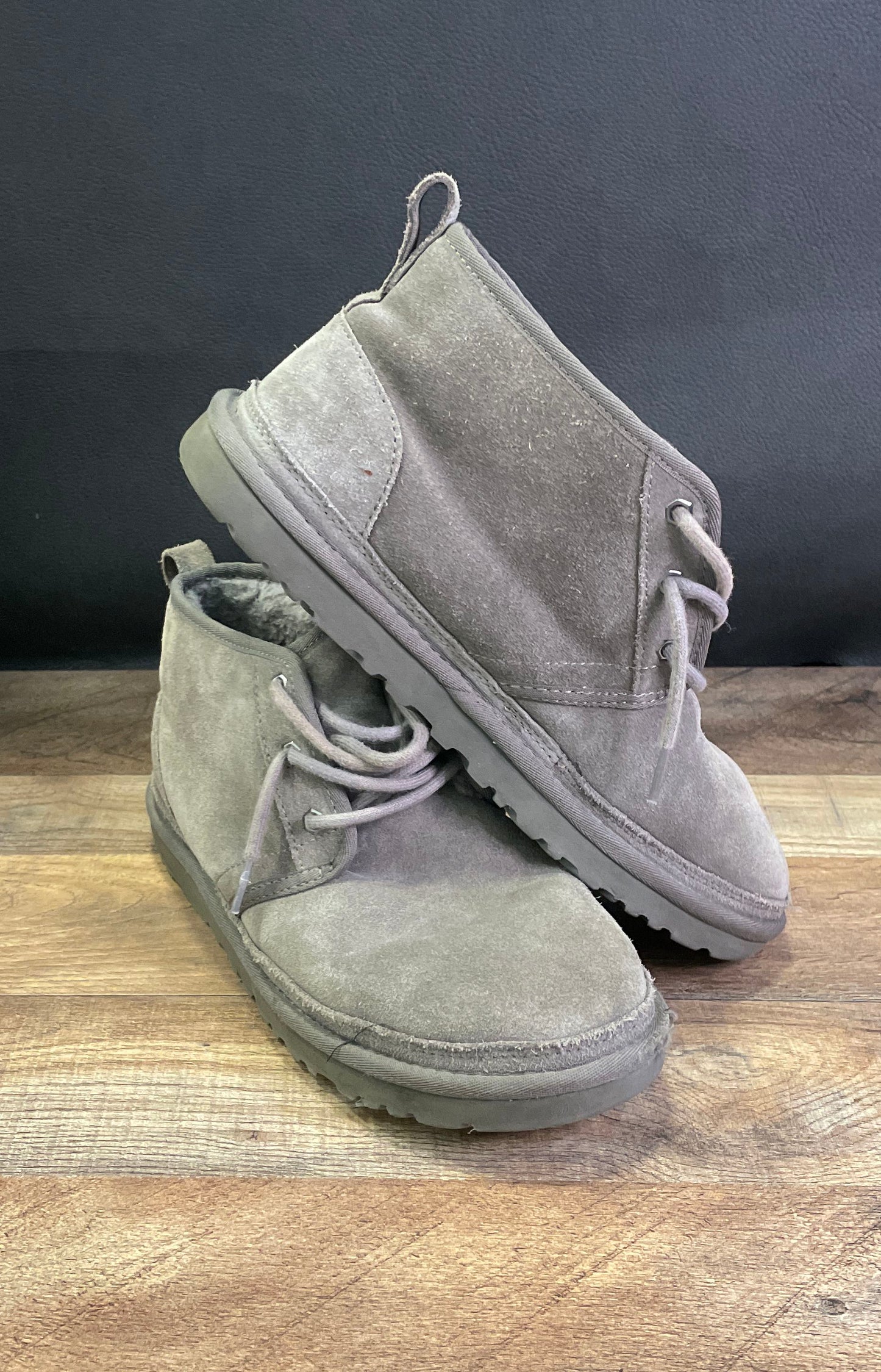UGG Neumel Grey Suede Lace Up Chukka Boots Men's Size 10