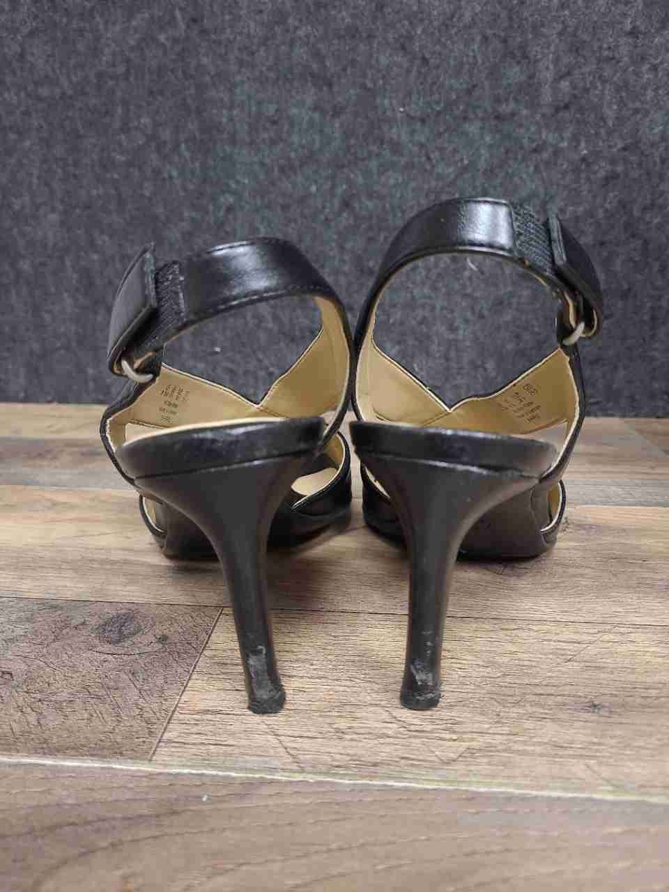 Naturalizer Barrie Black Smooth Slingback Heel Sandal Women's Size 8.5 M