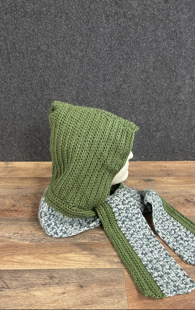 Handmade Unisex Crocheted Hooded Scarf Green Gray Colorblock Chunky Knit OS