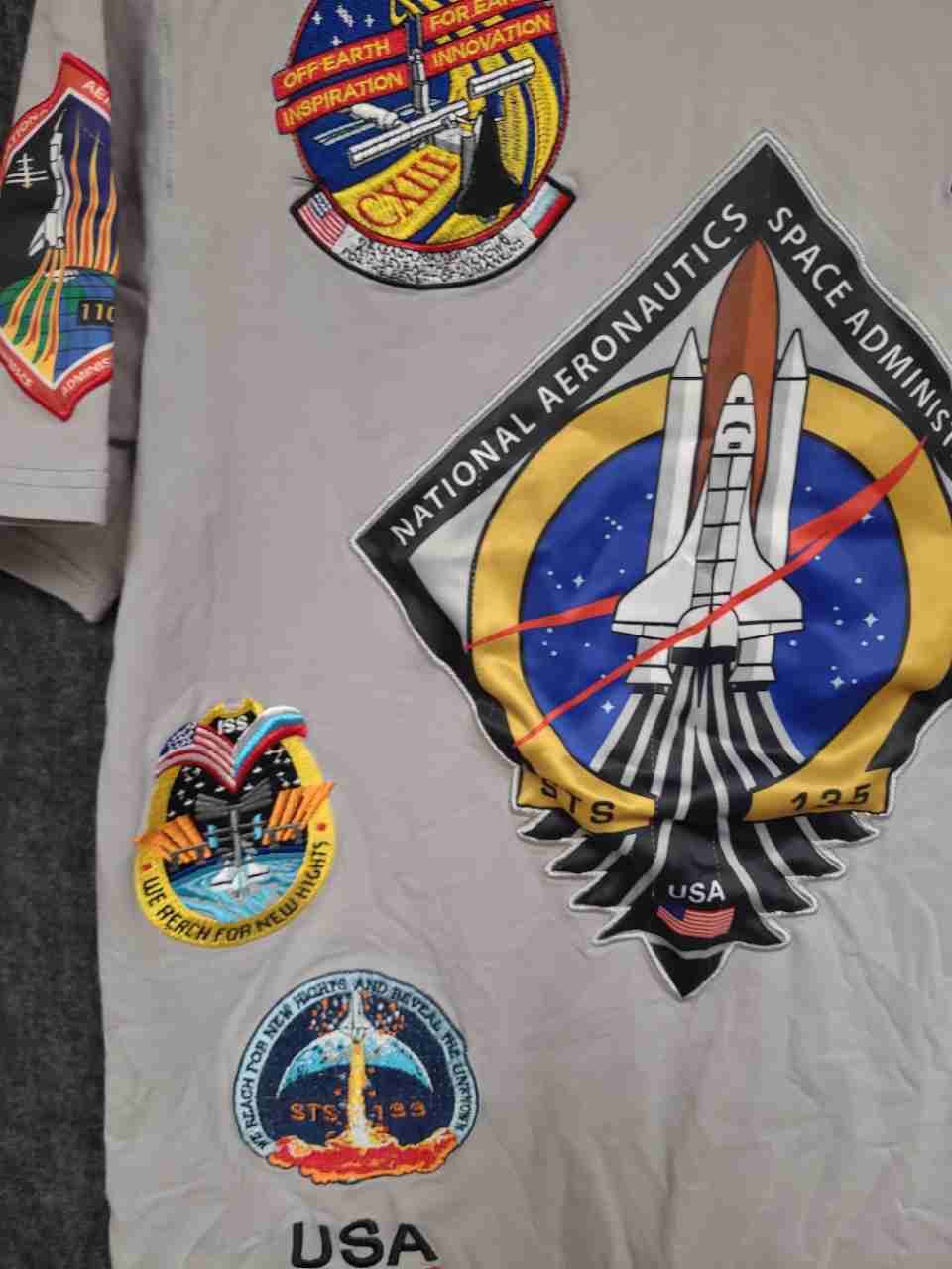 Hudson Outerwear Men's T-Shirt Tan NASA Space Shuttle Mission Patches Sz S
