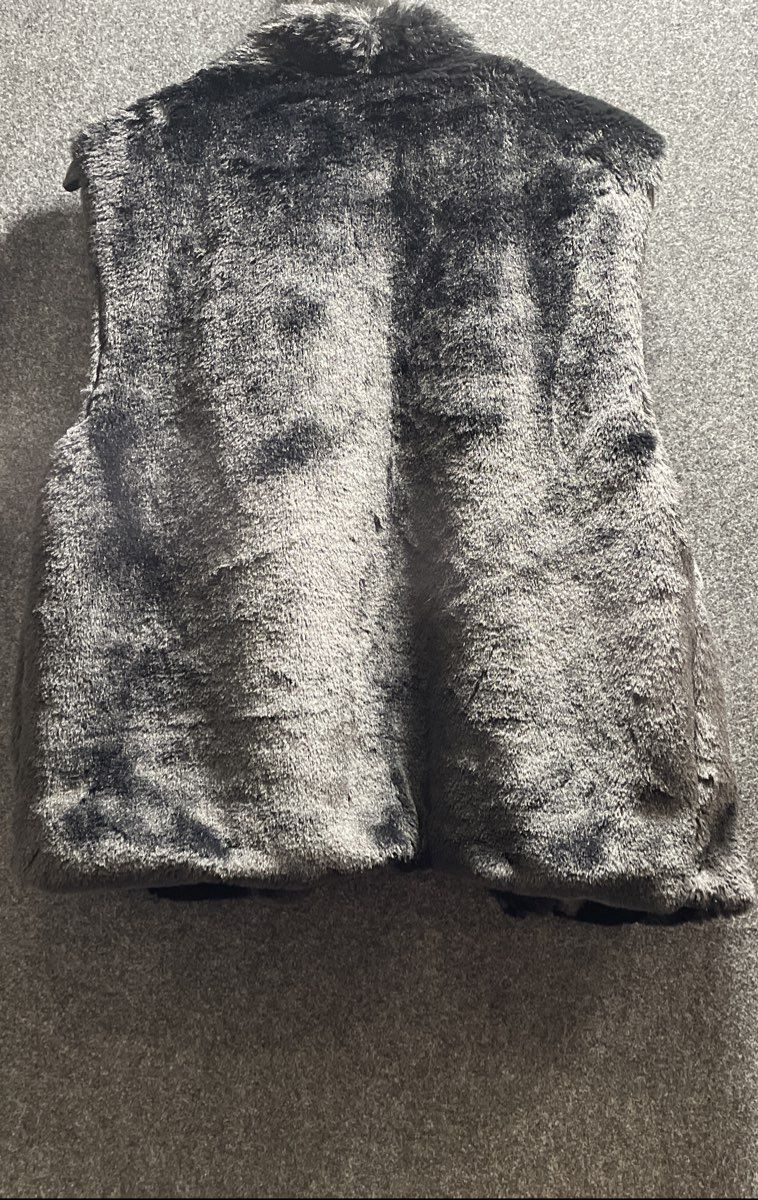 INC International Concepts Women's Black Faux Fur Vest Size L/XL NWT