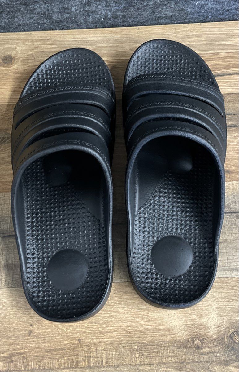 Waco Shoe Company Revitalign Black Three Strap Slide Sandals Women's Size 9 DS