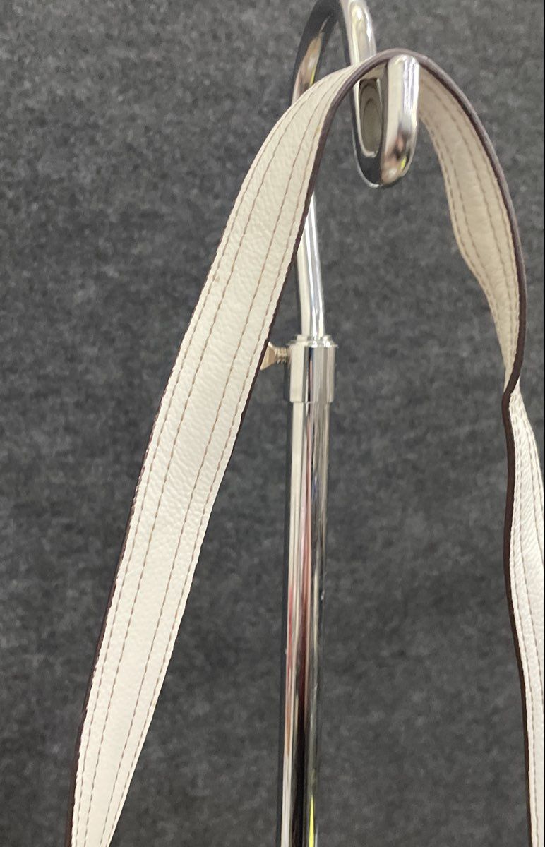 Tignanello White Pebbled Leather Crossbody Shoulder Bag Silver Hardware Zip