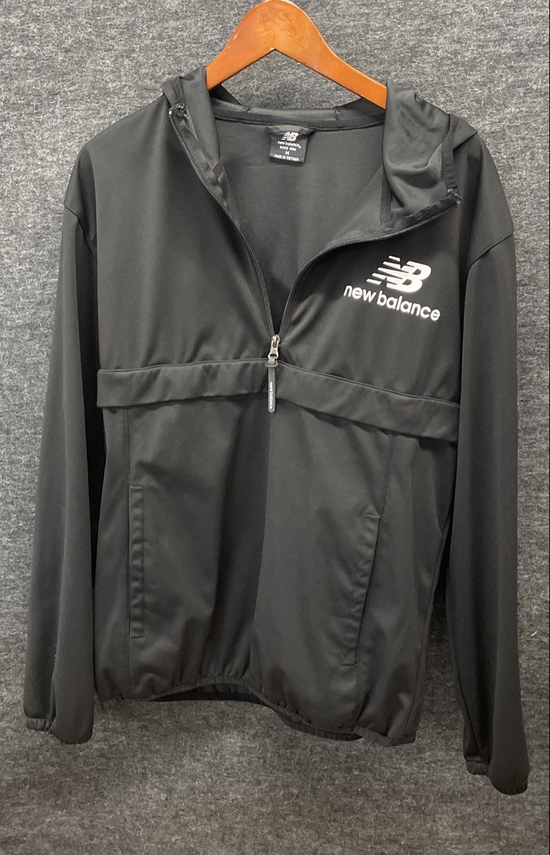 New Balance Men's Black Hooded Anorak Windbreaker Jacket 1/4 Zip Size M