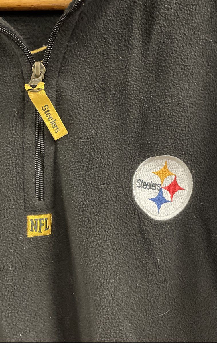 Men's Size XL Black NFL Team Apparel Steelers Logo 1/4 Zip Jacket