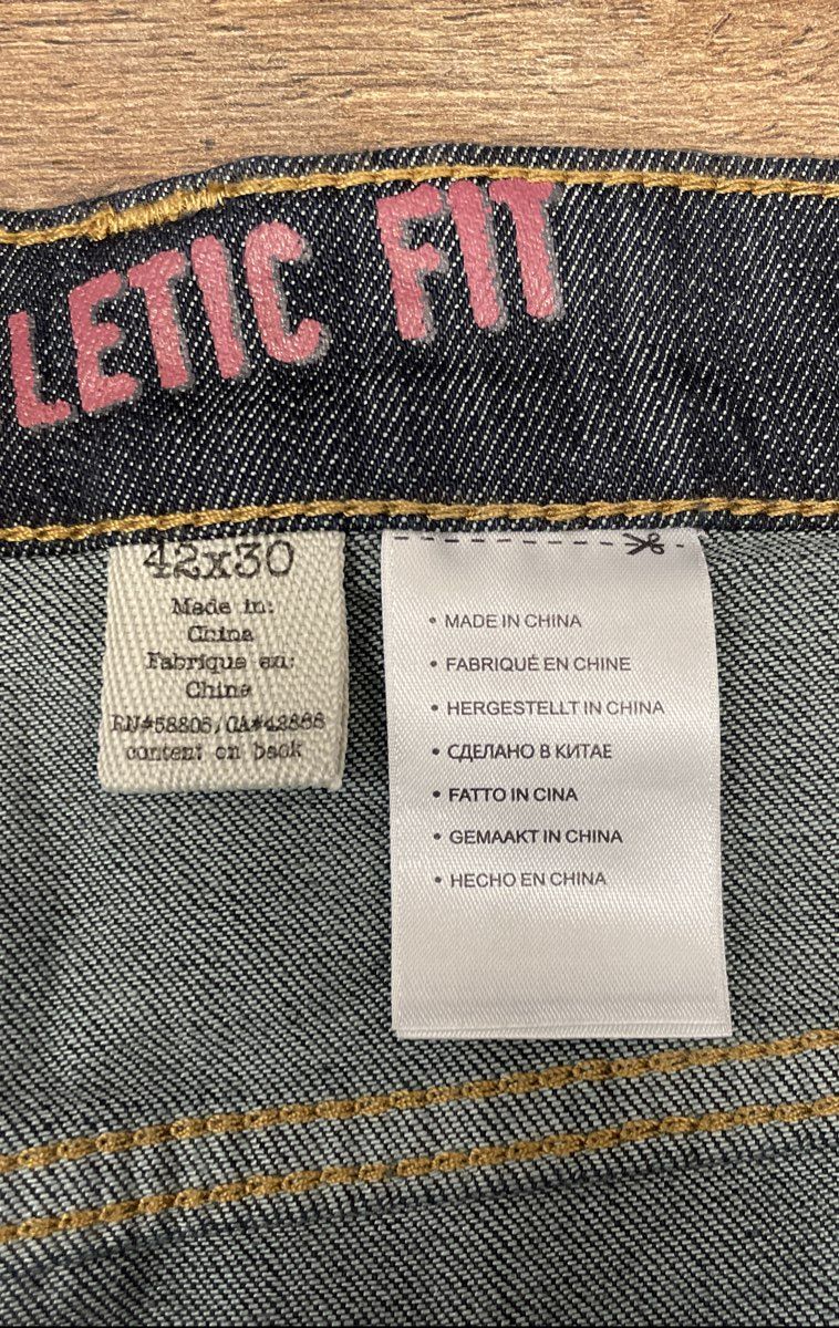 True Nation Men's Athletic Fit Stretch Jeans Dark Rinse Blue Sz 42x30 NWT