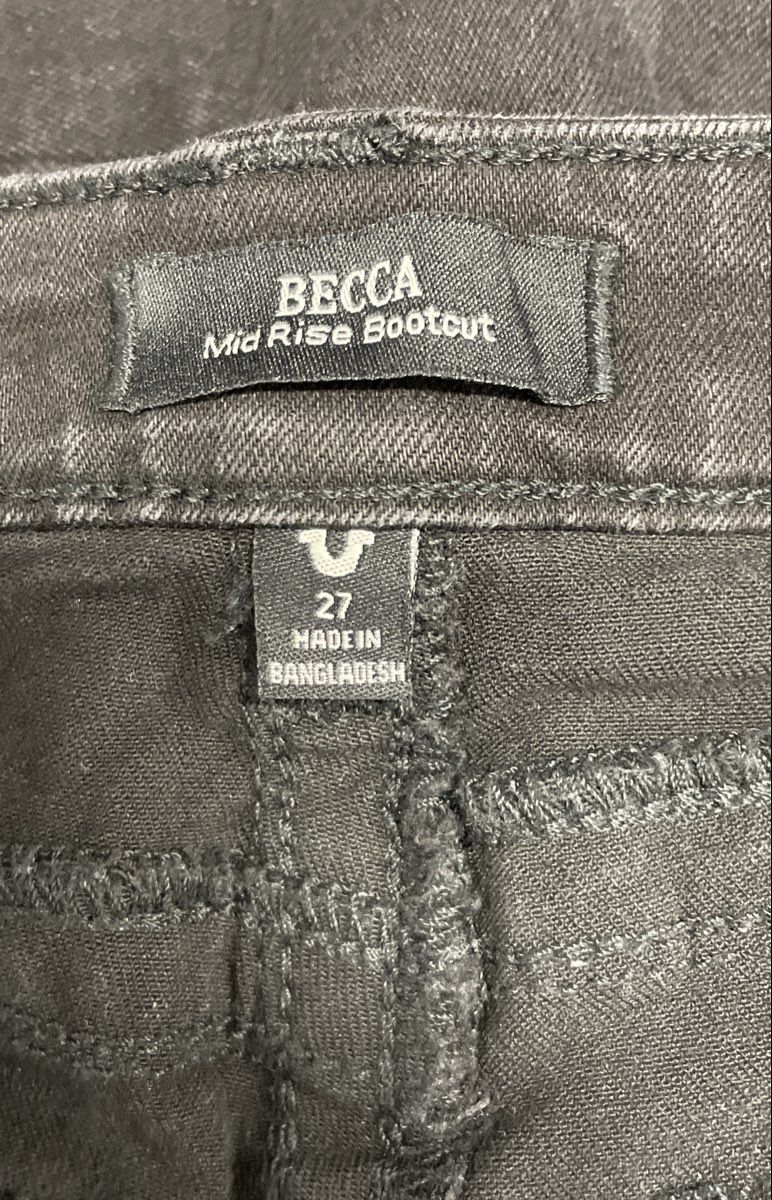True Religion Women's Becca Mid Rise Bootcut Black Jeans Frayed Hem Sz 27