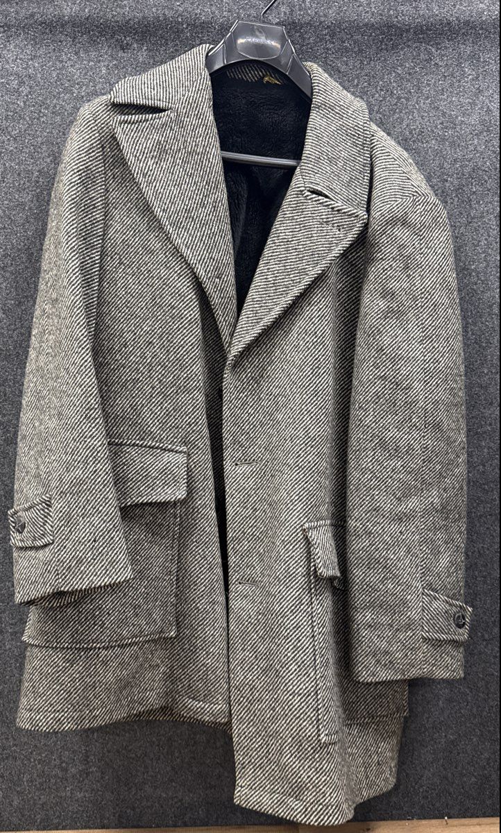 Vintage 70s Darwood Men's Gray Herringbone Tweed Faux Fur Lined Overcoat