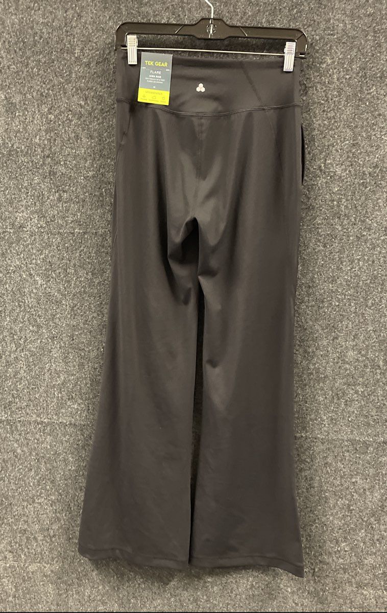 Tek Gear Women's Black Ultrastretch High Rise Flare Pants Size M NWT