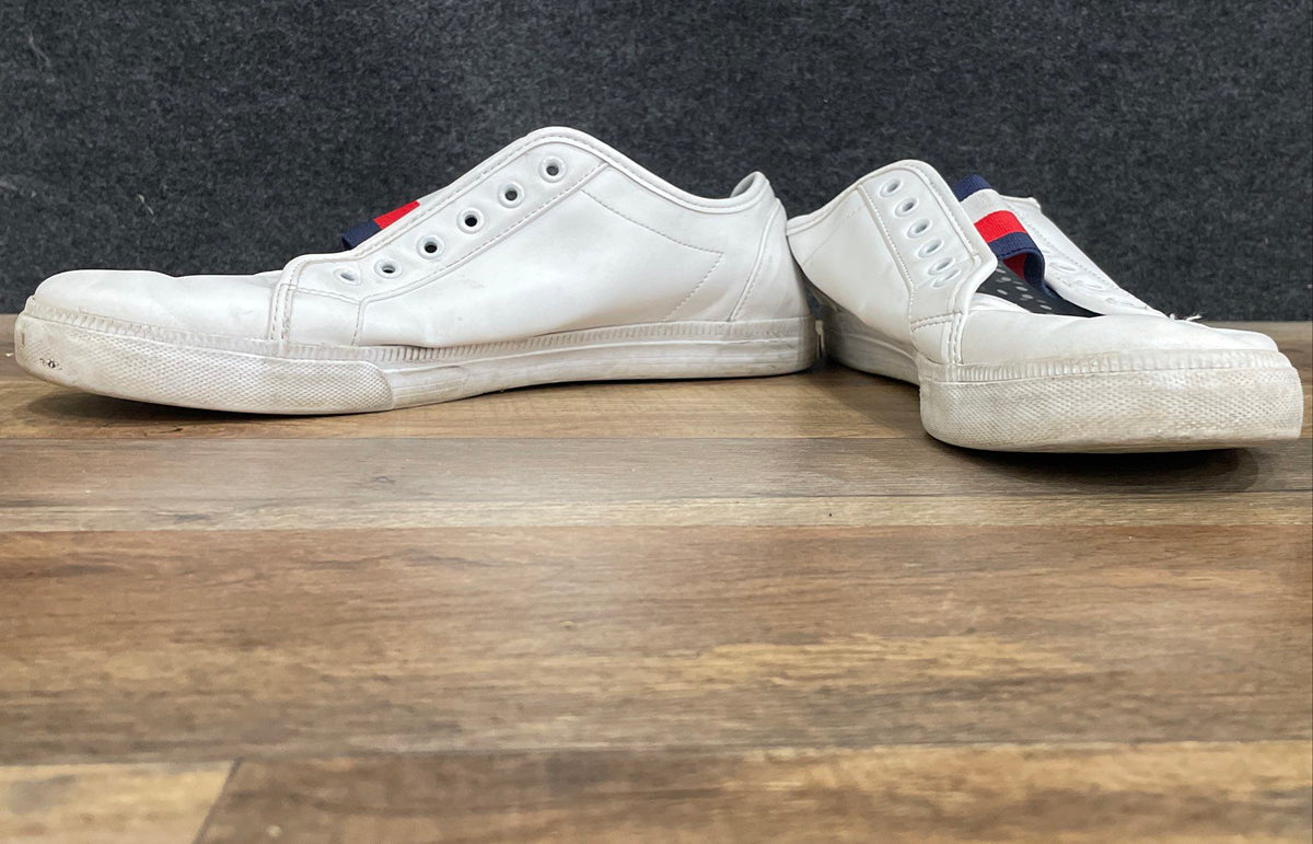 Tommy Hilfiger Men's White Flag Low Top Casual Slip-On Sneakers Size 11