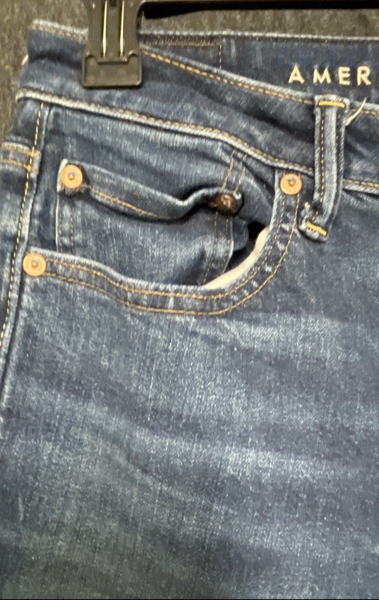 American Eagle Men's Air Flex+ Blue Slim Straight Faded Jeans 28x32 Small