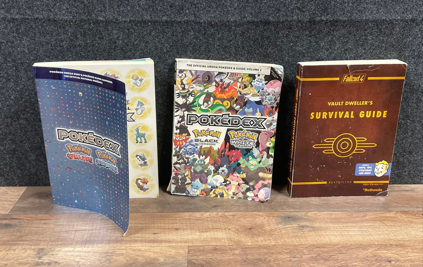 Lot of 3 Strategy Guides Fallout 4 Survival Pokemon Black White Pokedex Books