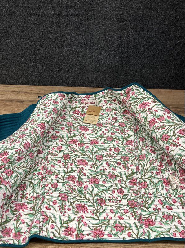Fabindia Women's Teal Cotton Quilted Tailored Jacket Floral Print Liner Sz S NWT