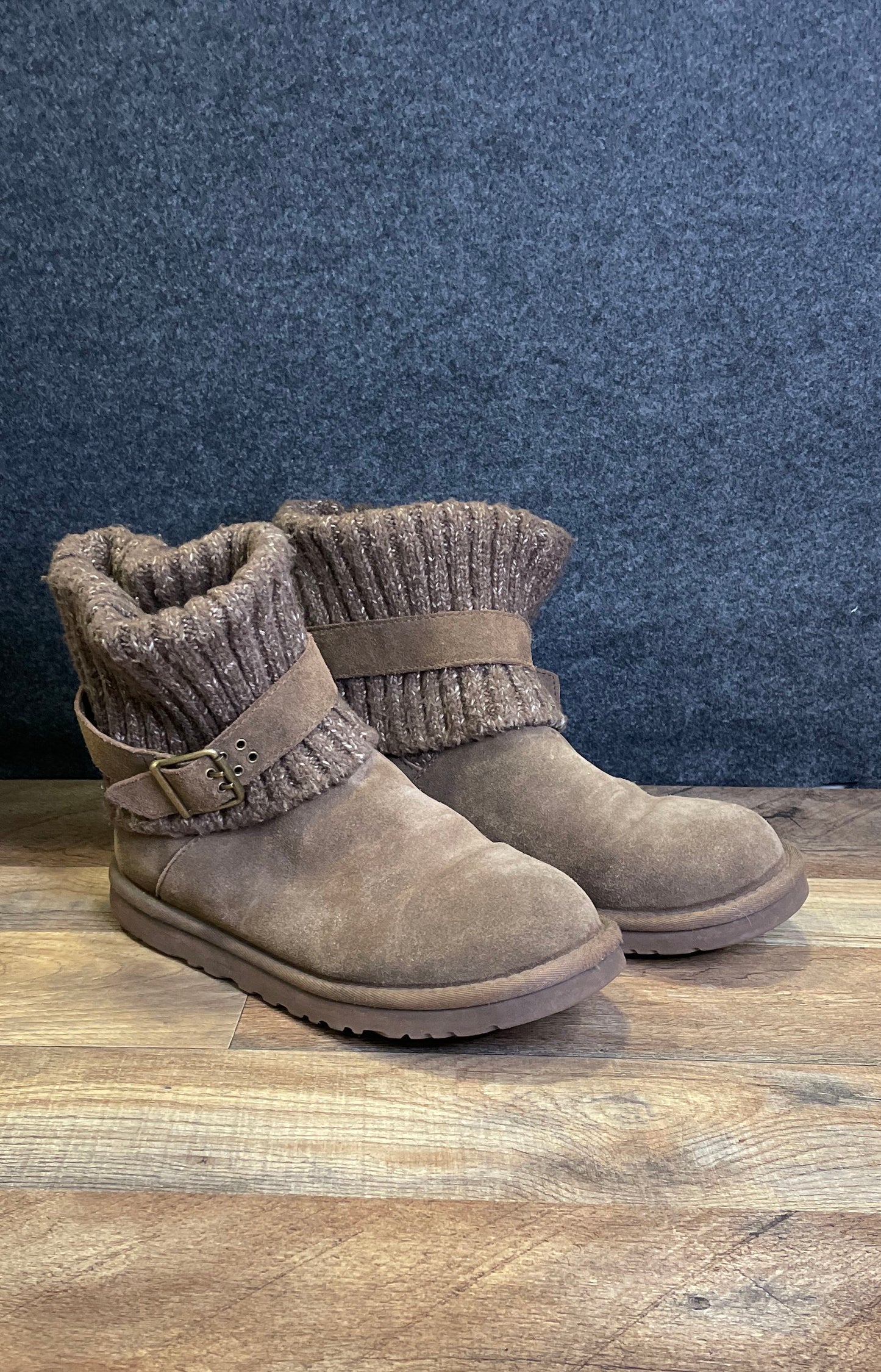 UGG Roslynn Chestnut Suede Knit Collar Buckle Strap Ankle Boots Women's Size 9