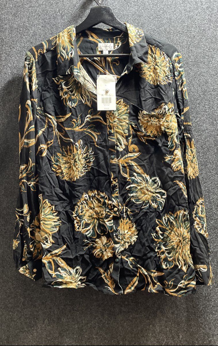 Wonderly Women's Black Floral Rayon Button Up Blouse Shirt Size XL NWT