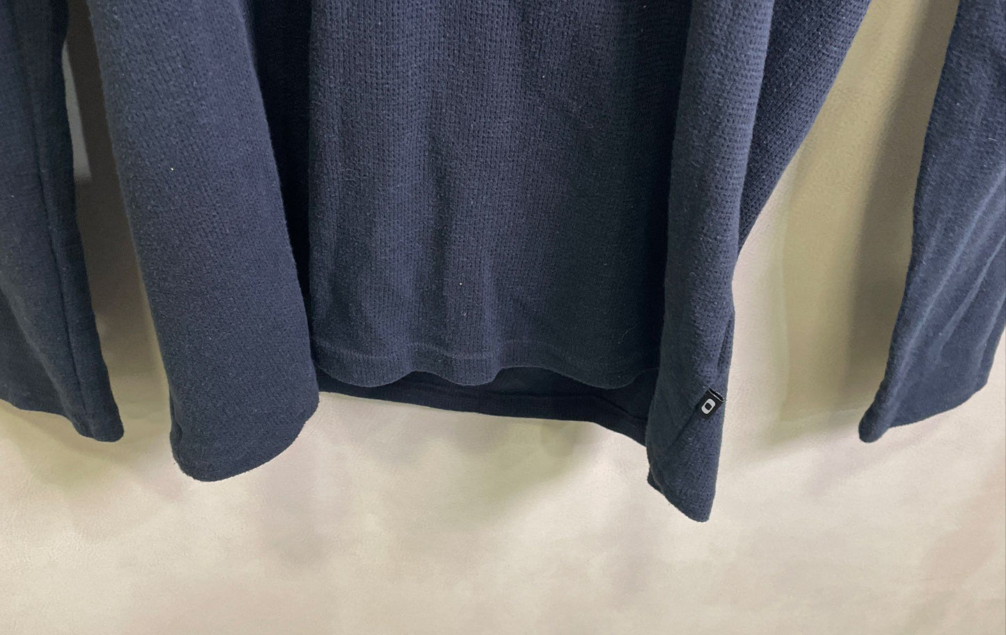 Oakley Men's Long Sleeve Hooded T-Shirt Black Thermal Waffle Knit Sz XL