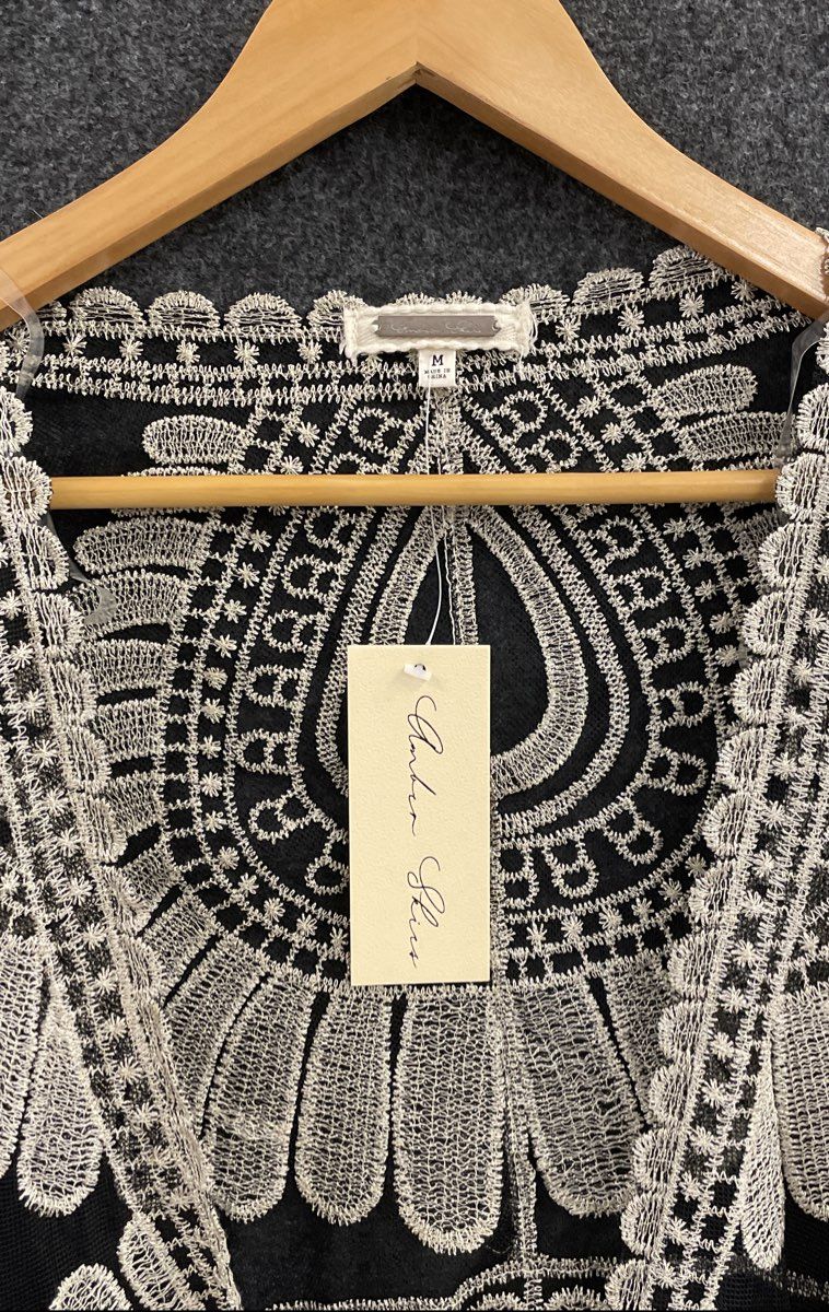 Amber Skies Women's Black Ivory Mesh Embroidered Tie Front Shrug Cardigan M NWT