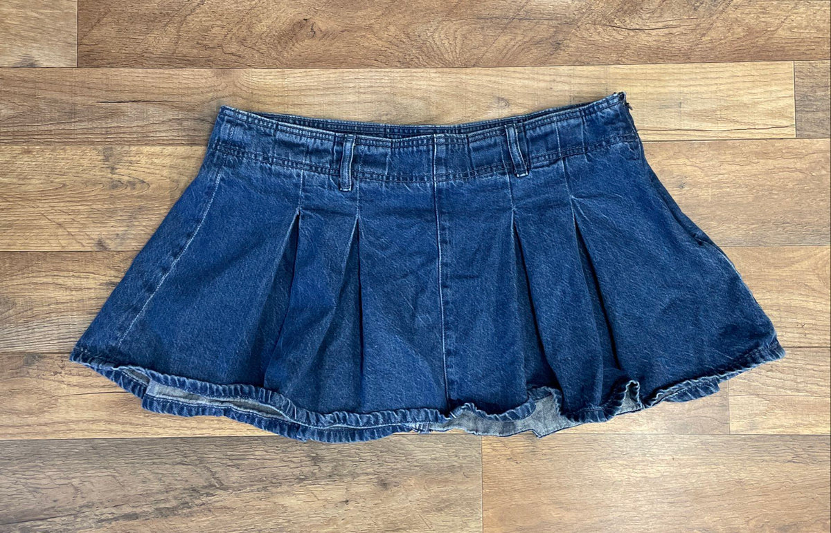 American Eagle Women's Pleated Denim Mini Skort Blue Medium Wash Sz 6