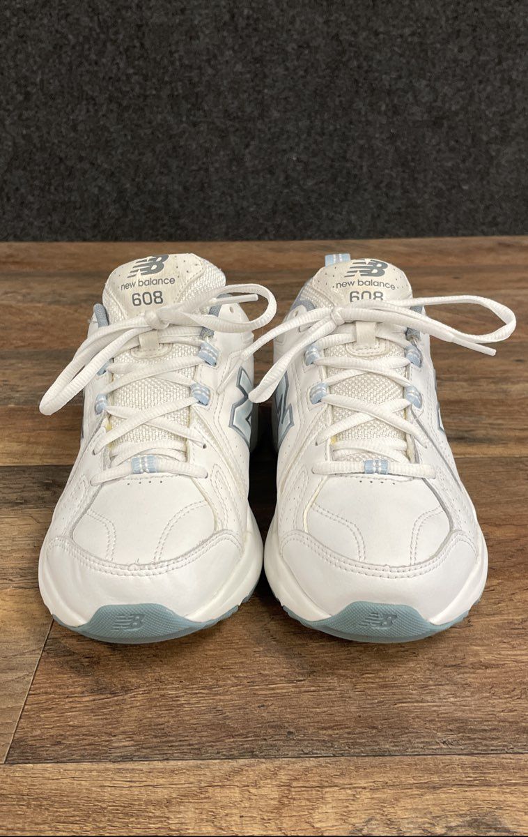New Balance 608v5 White Light Blue Cross Training Shoes Women's Size 6.5 D Wide