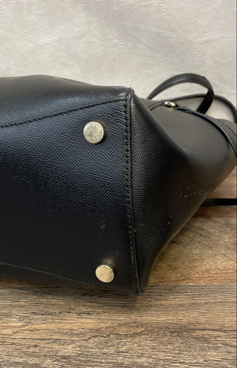 Michael Kors Black Saffiano Leather Voyager East West Tote Bag Gold Hardware
