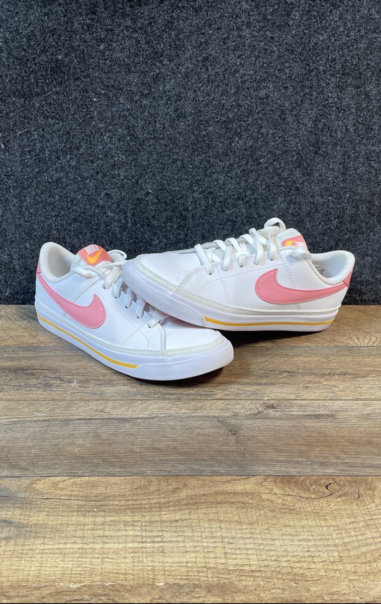 Nike Court Legacy GS White Pink Glaze Vivid Sulfur Sneakers Size 5.5Y