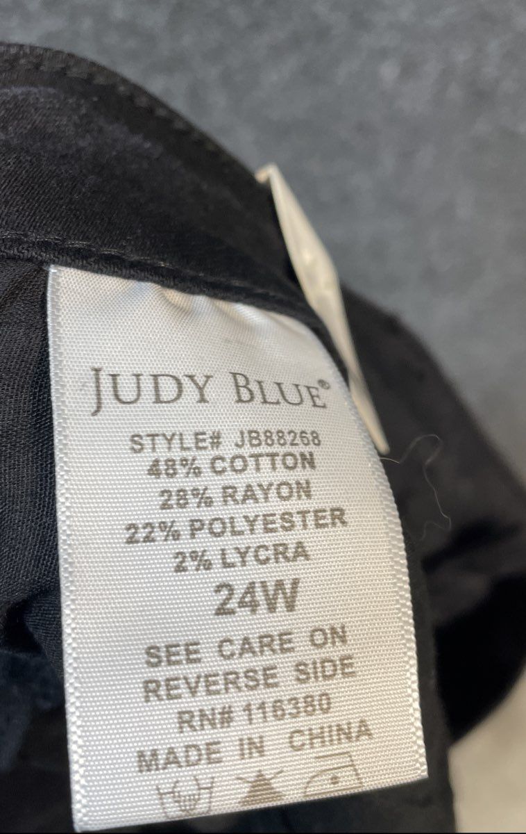 Judy Blue Women's Black Skinny Fit Distressed High Waist Jeans Sz 24W NWT
