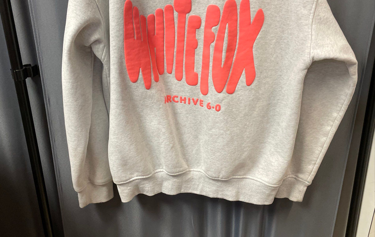 White Fox Women's Archive 6.0 Gray Heather Pullover Hoodie Sz M/L