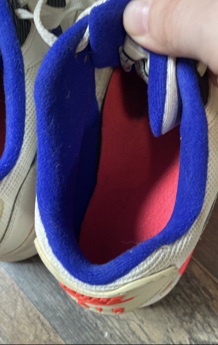 Nike Air Max 90 Essential White Deep Royal Blue Hyper Pink Size 8