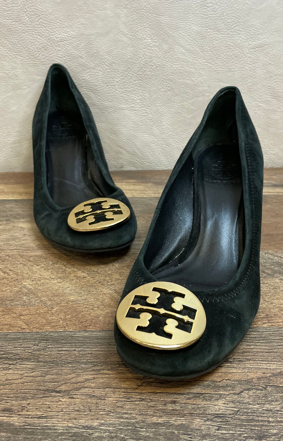 Tory Burch Black Suede Gold Logo Medallion Wedge Pumps Shoes Size 9.5M
