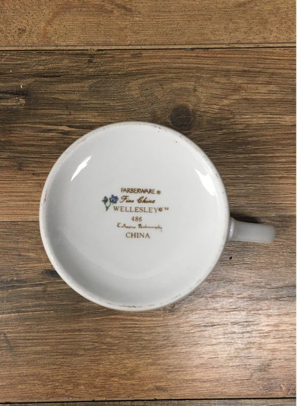 Set of 5 Farberware Wellesley #486 Fine China Cups