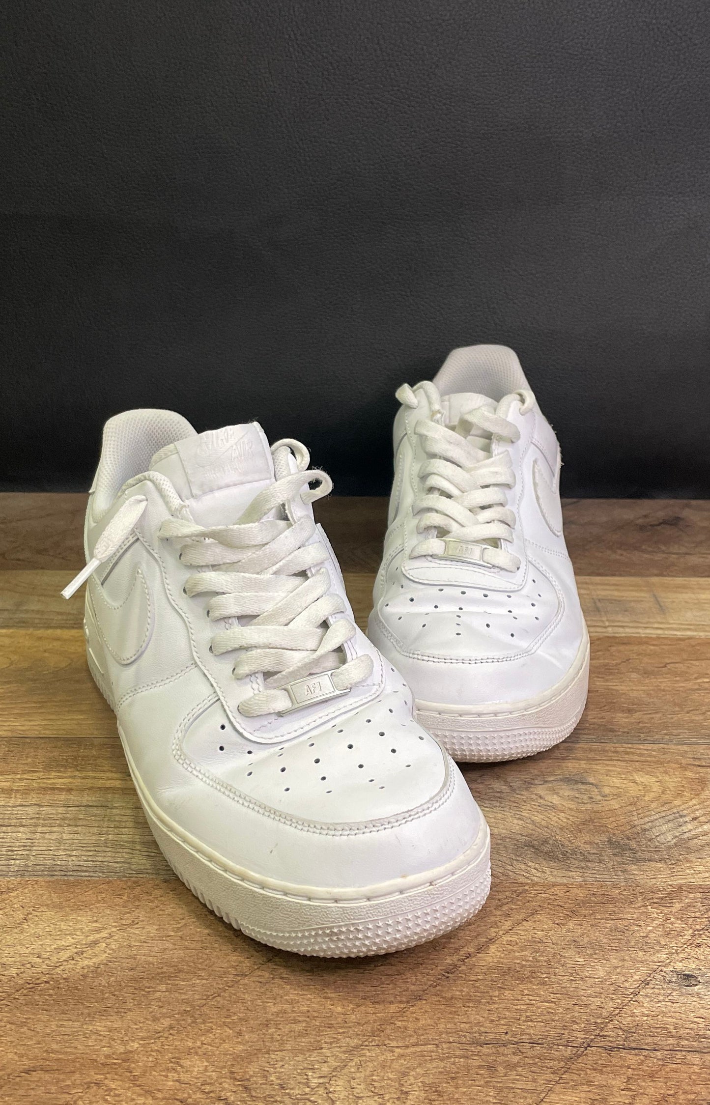 Nike Air Force 1 '07 Low Triple White Men's Sneakers Size 11