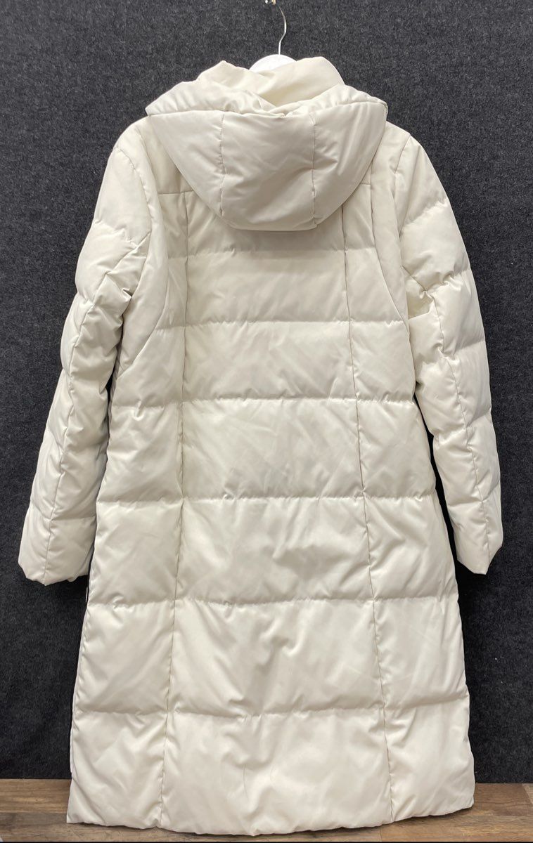 Orolay Women's Cream Thickened Long Down Jacket Puffer Hooded Winter Parka Sz M