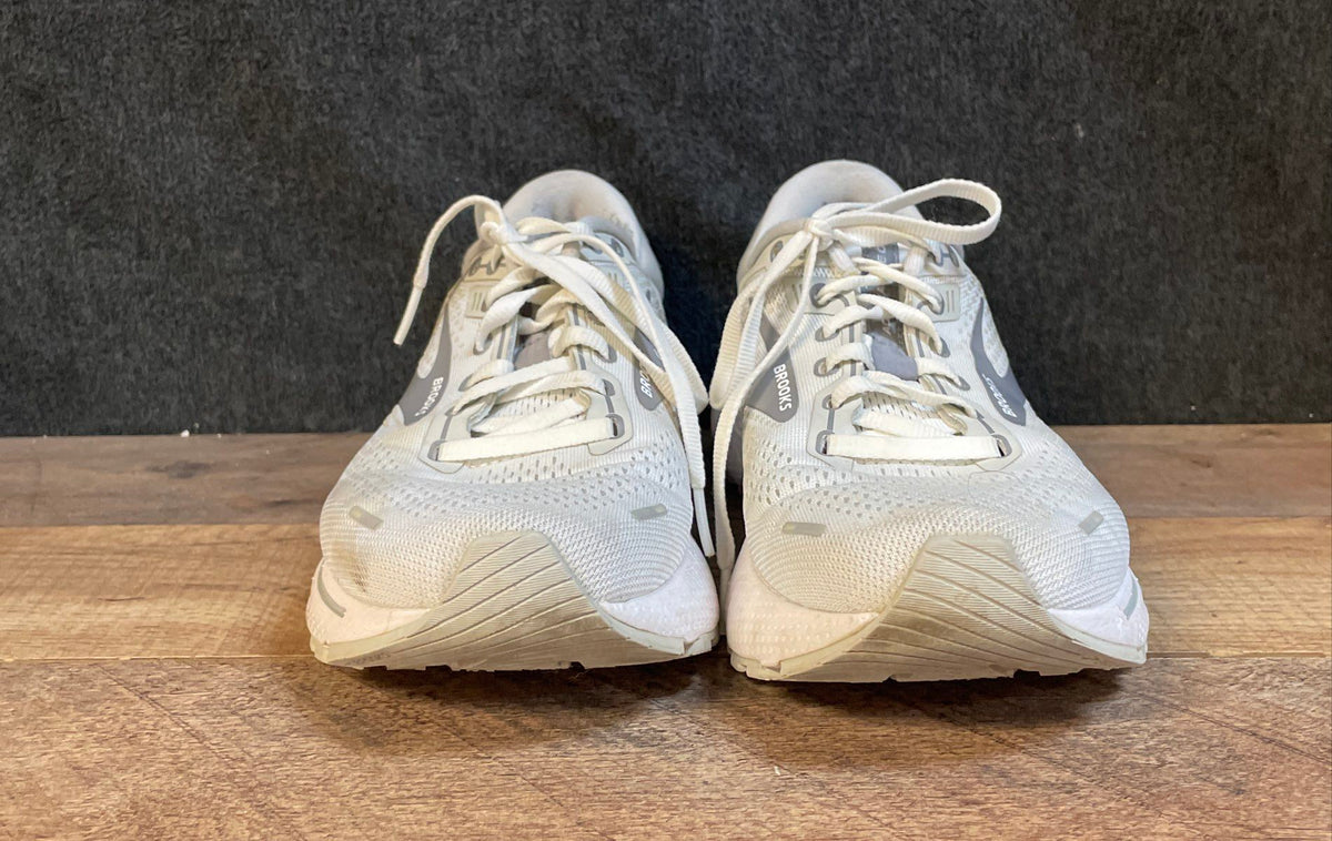 Brooks Adrenaline GTS 22 Gray White Running Shoes Size 8