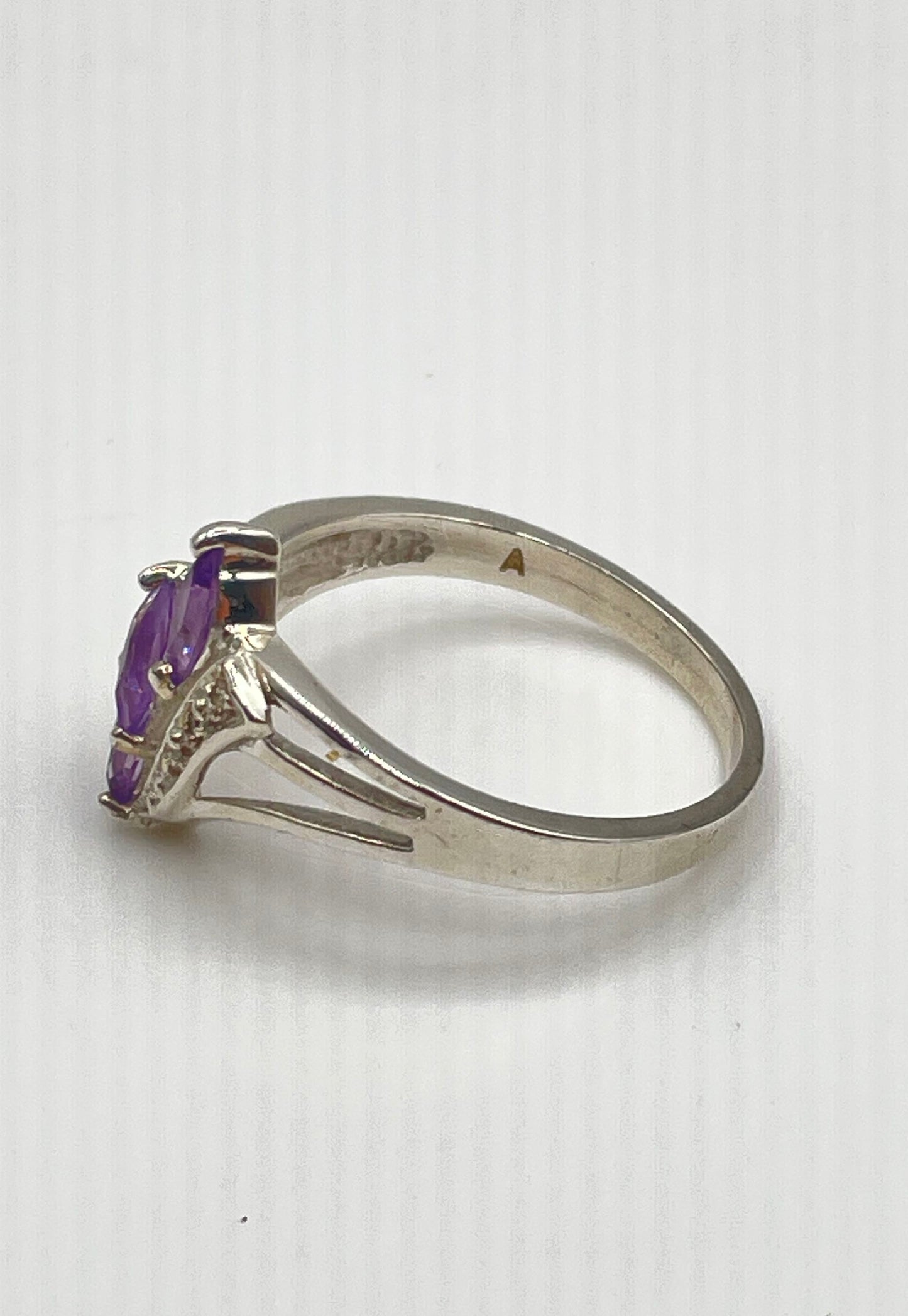 925 Sterling Silver Marquise Cut Amethysts Moissanite Accent Ring 3.1g